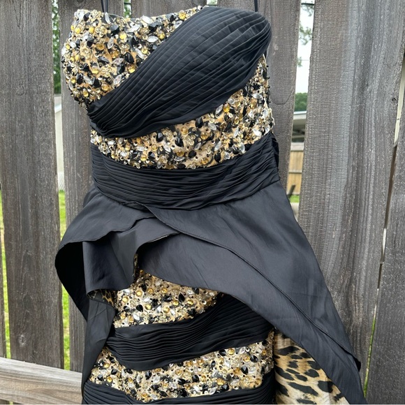 Prom Dress - Picture 2 of 4